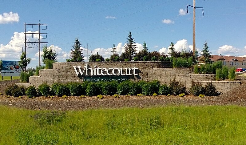 oilfield rentals whitecourt - Whitecourt's entrance feature at the intersection of Highway 43 and 33 Street